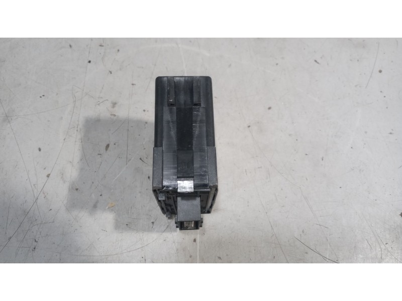 Recambio de modulo electronico para scania serie 4 (p/r 164 l) 15.6 diesel referencia OEM IAM 4DN00743120  