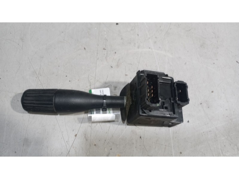 Recambio de mando intermitentes para daf serie lf45 desde 01 5.9 diesel referencia OEM IAM 5010480208  