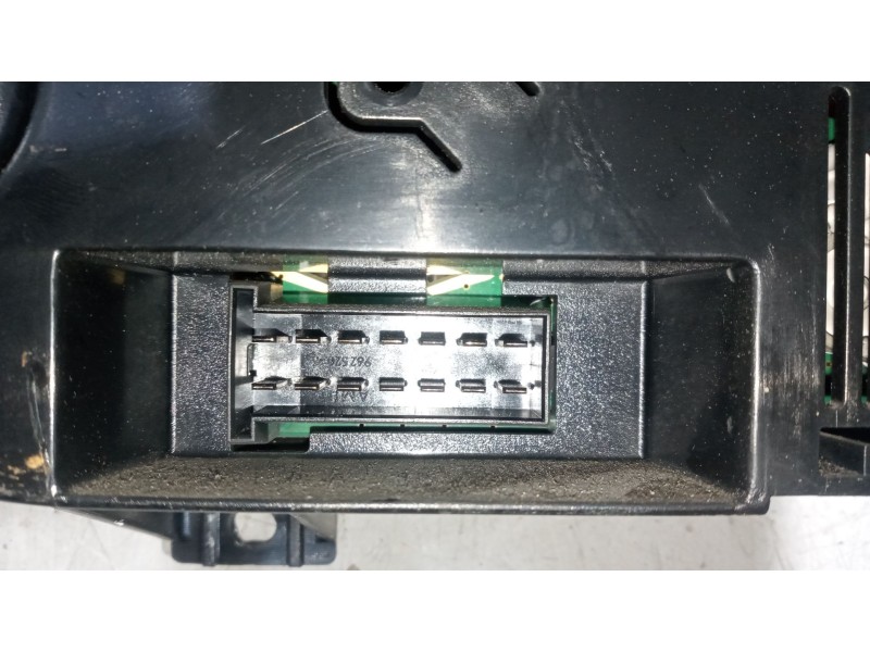 Recambio de cuadro instrumentos para daf serie lf45 desde 01 5.9 diesel referencia OEM IAM 1699402 7420909972 