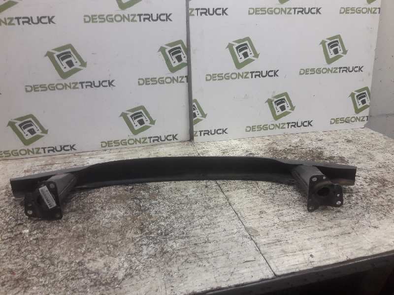 Recambio de refuerzo paragolpes delantero para volkswagen passat berlina (3b3) referencia OEM IAM   