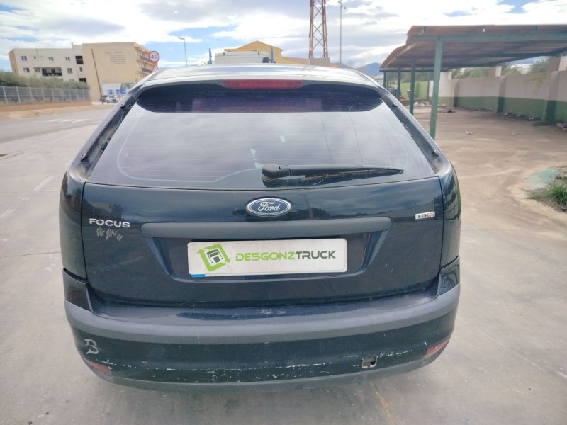 ford focus berlina (cap) del año 2006