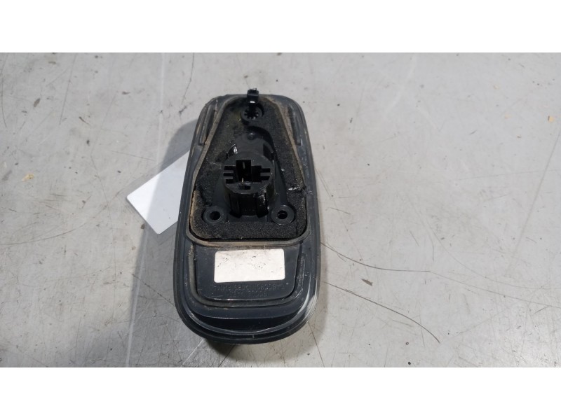 Recambio de piloto luz galibo izquierdo para renault midlum 6.2 diesel referencia OEM IAM   