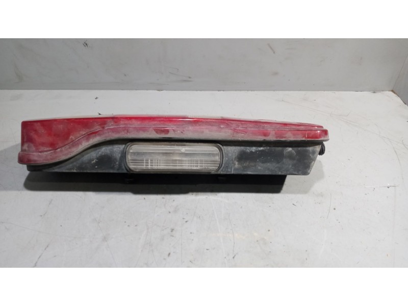 Recambio de piloto trasero izquierdo para volvo fh xxx 12.8 diesel referencia OEM IAM   