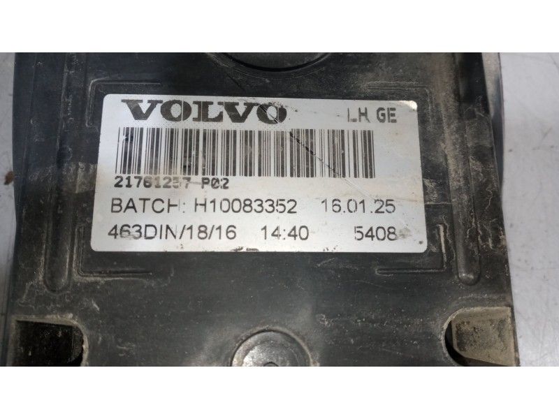 Recambio de piloto trasero izquierdo para volvo fh xxx 12.8 diesel referencia OEM IAM   