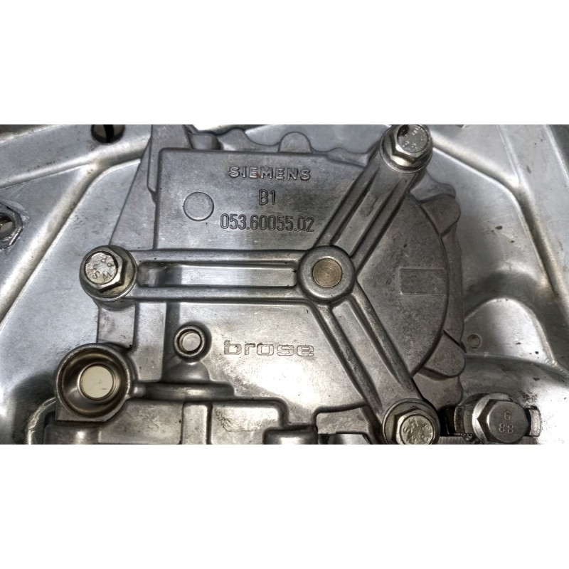 Recambio de elevalunas delantero derecho para scania serie 4 (p/r 164 l) 15.6 diesel referencia OEM IAM   