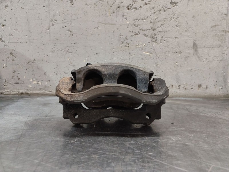 Recambio de pinza freno delantera izquierda para renault master kofferaufbau l3h1 3,5t referencia OEM IAM A51006  