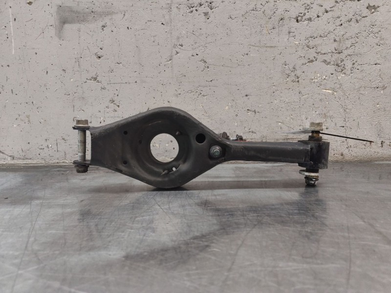 Recambio de brazo suspension inferior trasero derecho para hyundai i30 (gd) 1.6 crdi referencia OEM IAM   