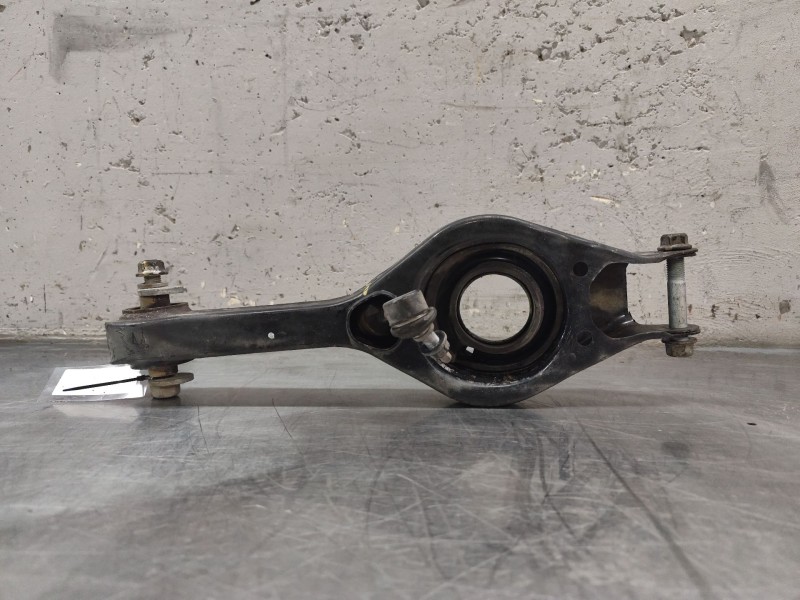 Recambio de brazo suspension inferior trasero izquierdo para hyundai i30 (gd) 1.6 crdi referencia OEM IAM   