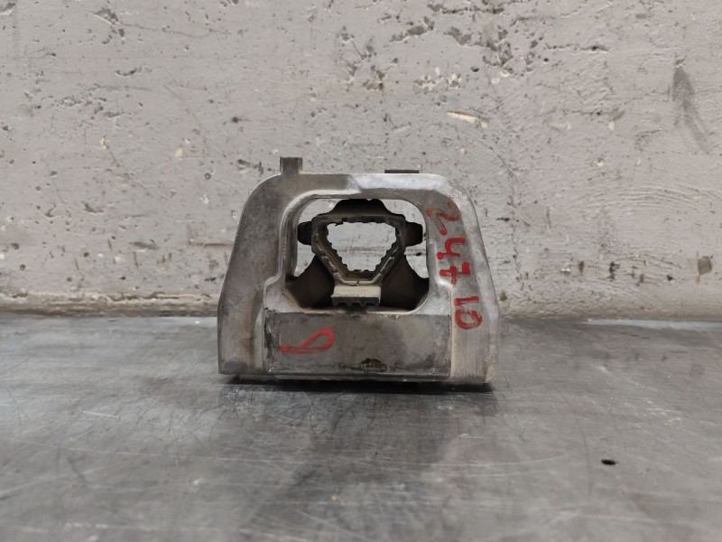 Recambio de soporte motor derecho para skoda scala (nw1) 1.5 tsi referencia OEM IAM 2Q0199262N  