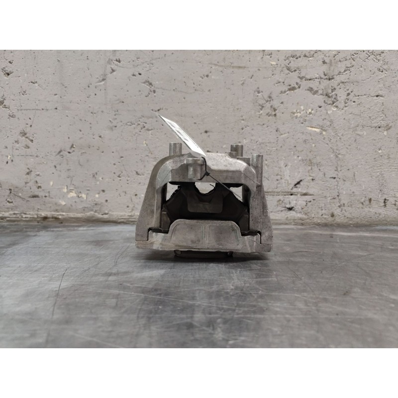 Recambio de soporte motor derecho para volkswagen golf vi (5k1) 2.0 tdi referencia OEM IAM 1K0199262CN  