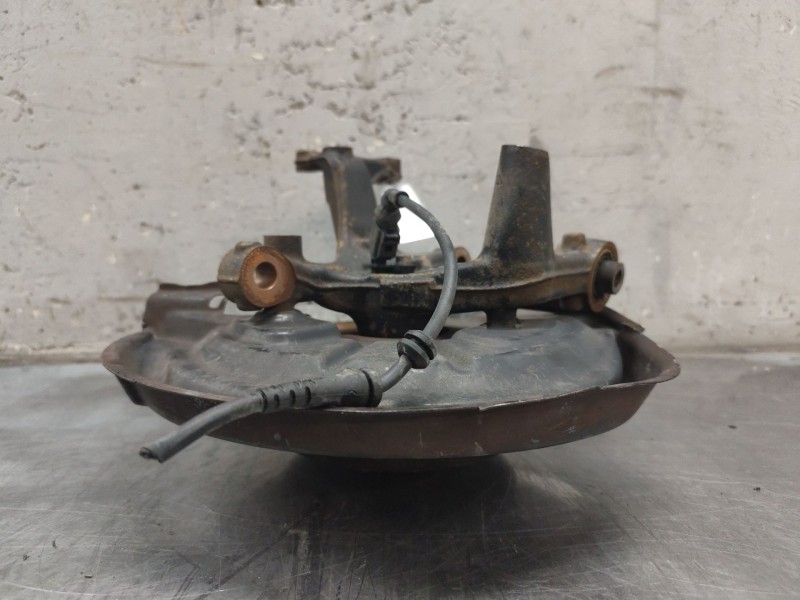 Recambio de mangueta trasera izquierda para volkswagen golf vi (5k1) 2.0 tdi referencia OEM IAM   