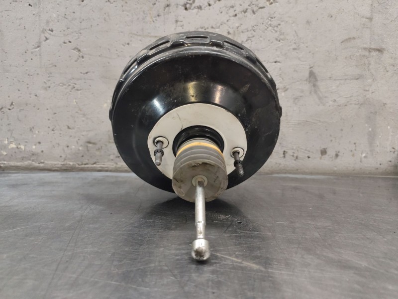 Recambio de servofreno para opel insignia berlina expression referencia OEM IAM 13228183AS  