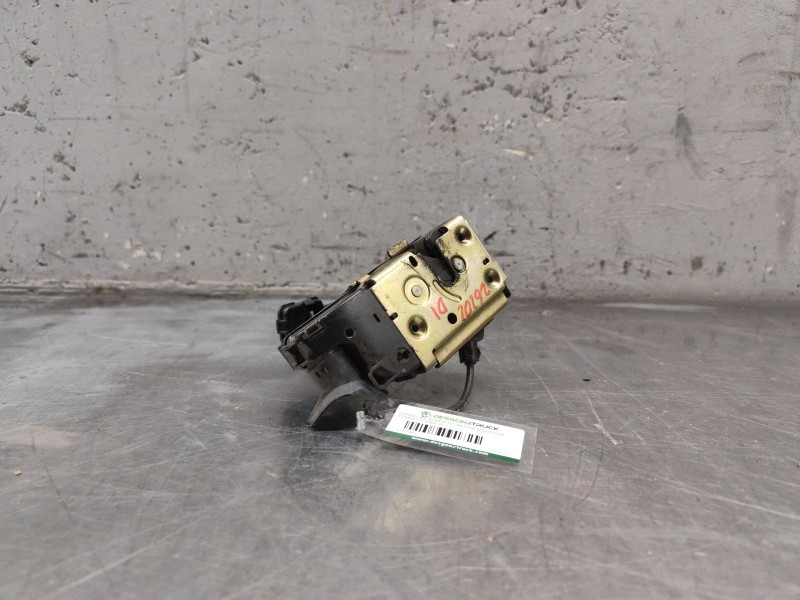 Recambio de cerradura puerta delantera izquierda para renault scenic ii grand confort dynamique referencia OEM IAM 119122 140605