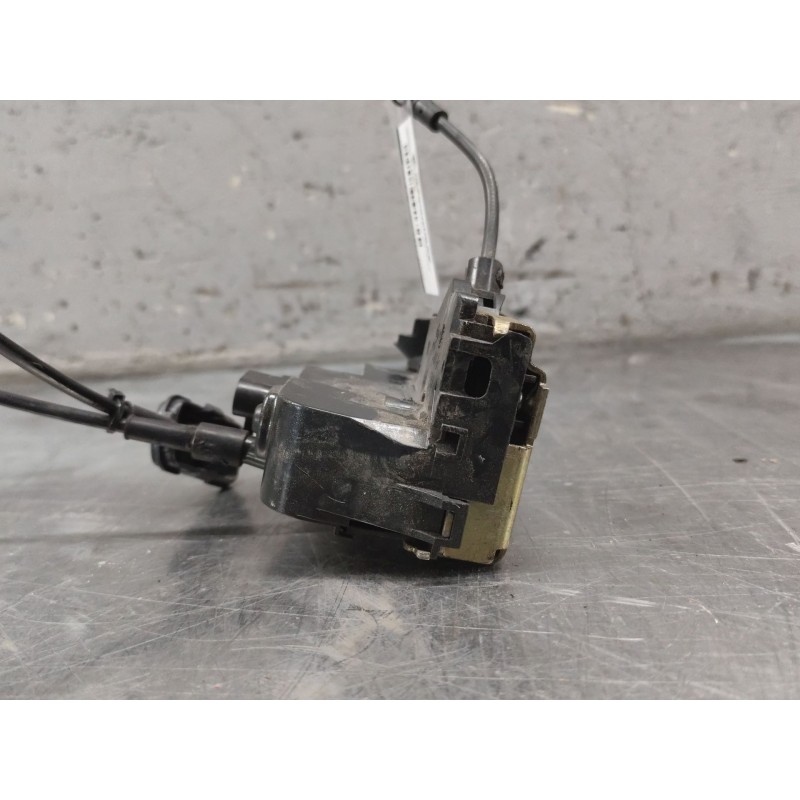 Recambio de cerradura puerta delantera izquierda para renault scenic ii grand confort dynamique referencia OEM IAM 119122 140605