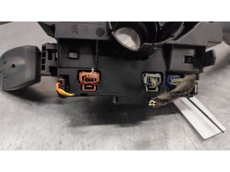 Recambio de mando multifuncion para peugeot 307 (s1) xs referencia OEM IAM 12268836  