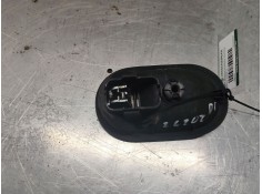 Recambio de maneta interior delantera izquierda para renault scenic ii grand confort dynamique referencia OEM IAM 5005400006   2
