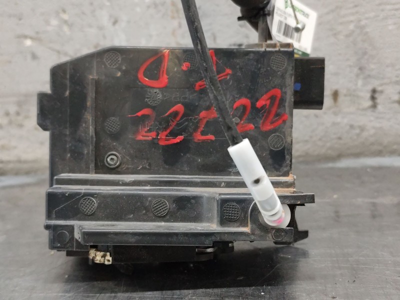 Recambio de cerradura puerta trasera derecha para peugeot 308 active referencia OEM IAM 9826110980  