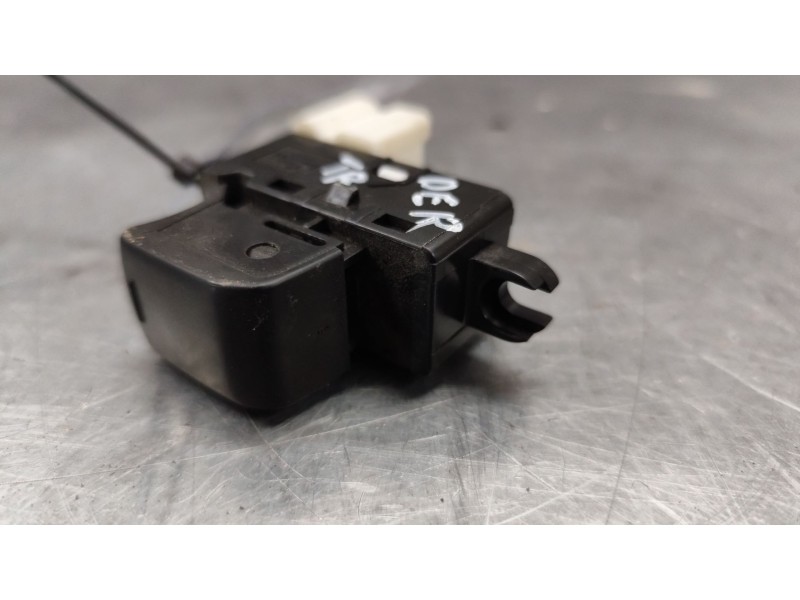 Recambio de mando elevalunas trasero derecho para nissan murano i (z50) 3.5 4x4 referencia OEM IAM   