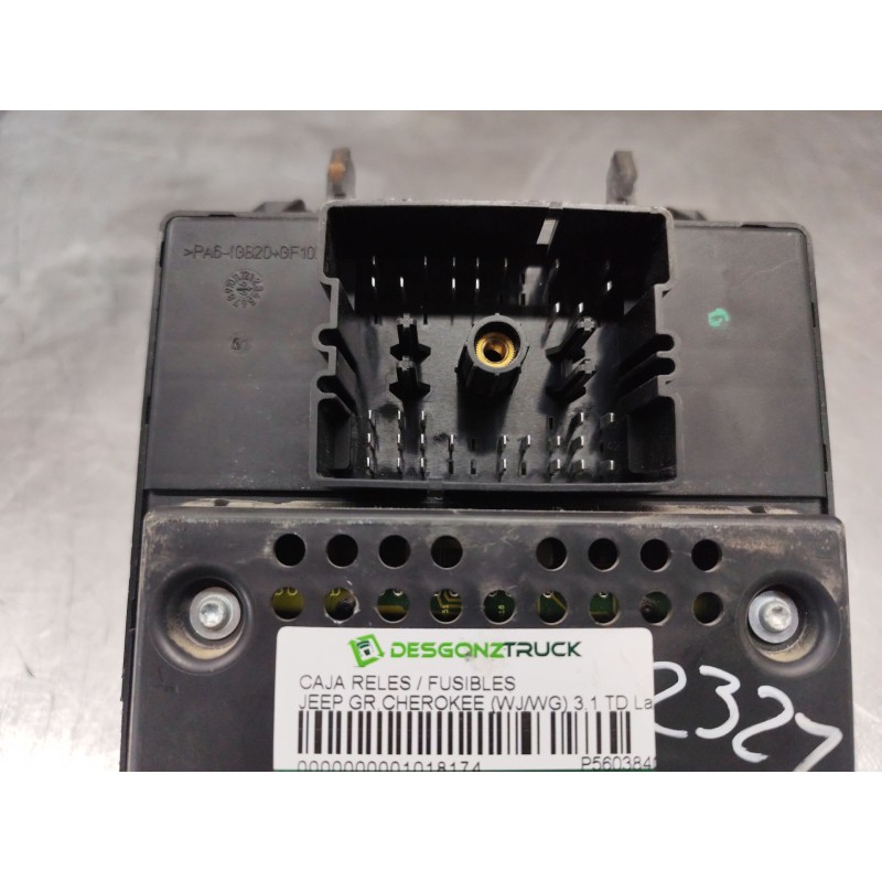 Recambio de caja reles / fusibles para jeep gr.cherokee (wj/wg) 3.1 td laredo referencia OEM IAM P56038406AJ  
