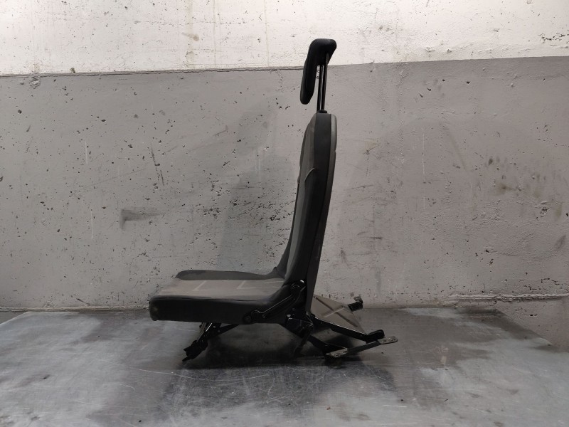 Recambio de asientos tercera fila para renault scenic ii grand confort dynamique referencia OEM IAM 523379830  