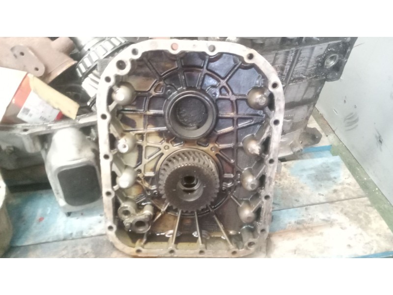 Recambio de despiece caja cambios para iveco eurocargo tector 5.9 diesel referencia OEM IAM 2895927C01 8869354 8058431