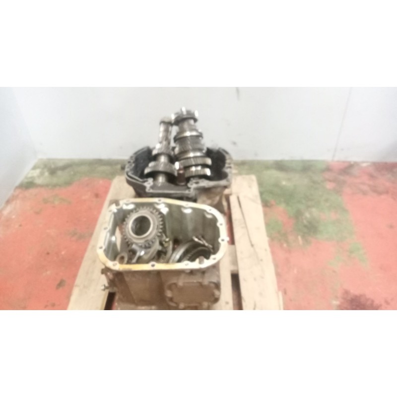 Recambio de despiece caja cambios para iveco eurocargo 05.03  3.9 diesel referencia OEM IAM 2855607P94 8859159 1582080