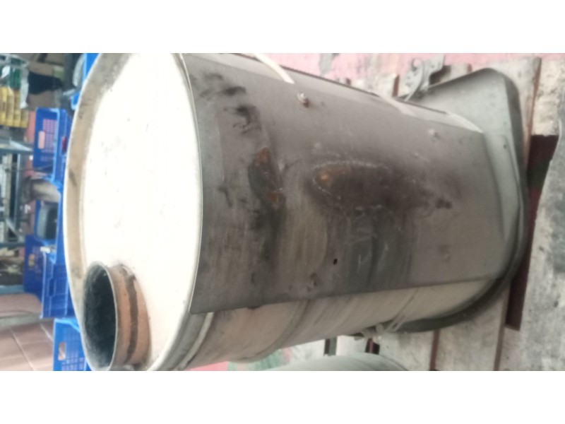 Recambio de silenciador trasero para renault magnum 4xx.18/4xx.26 02  12.0 diesel referencia OEM IAM 7420554000  