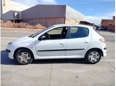 peugeot 206 berlina del año 2003 2