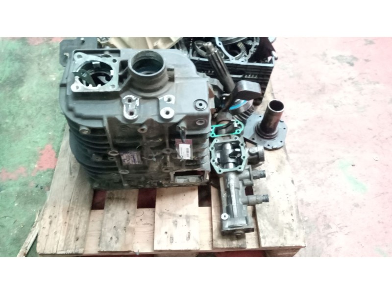 Recambio de despiece caja cambios para renault midlum 4.2 diesel referencia OEM IAM 6s850 1290066002 5010639188