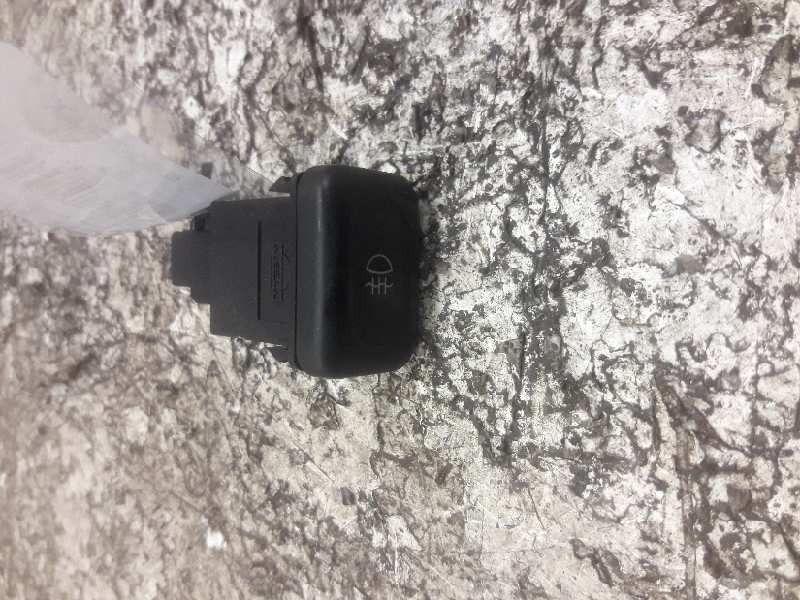 Recambio de boton antiniebla para nissan serena (c23m) 1.6 invitation referencia OEM IAM  4 PINS 