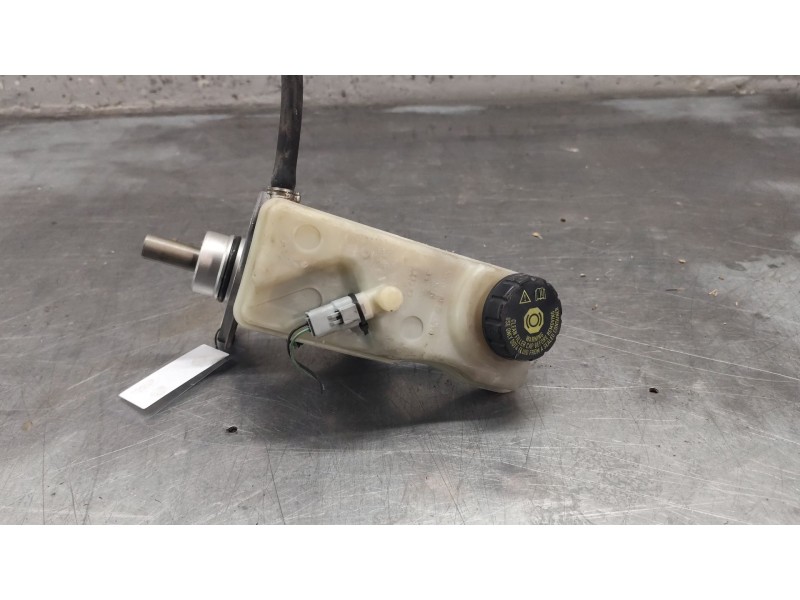 Recambio de bomba freno para renault megane ii coupe/cabrio authentique referencia OEM IAM 32067111C  