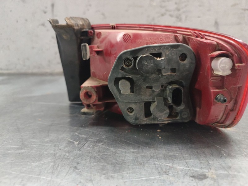 Recambio de piloto trasero izquierdo para audi a4 ber. (b8) básico referencia OEM IAM 8K5945095D  