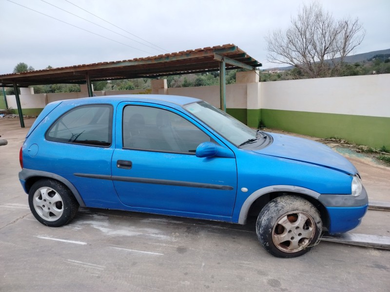 opel corsa b del año 1993