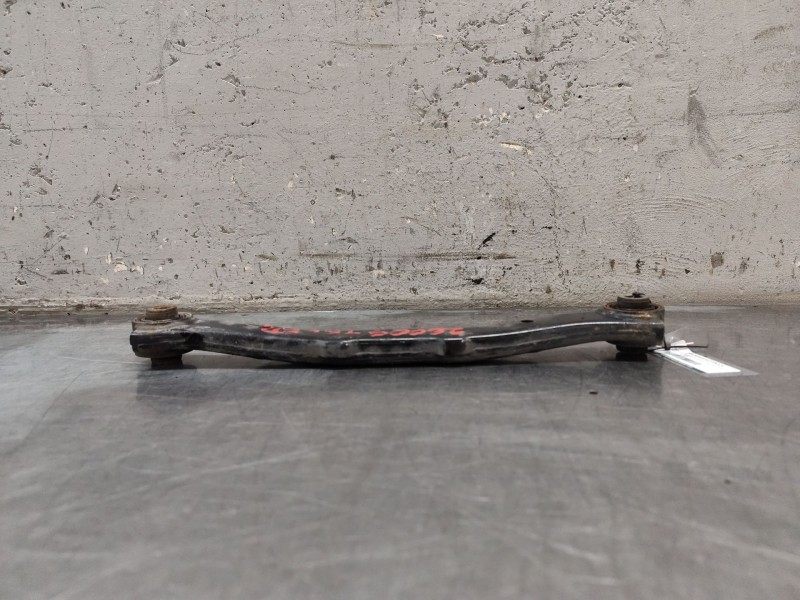 Recambio de brazo suspension superior trasero derecho para hyundai i30 (gd) 1.6 crdi referencia OEM IAM   