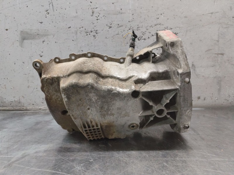 Recambio de carter para nissan note (e11e) acenta referencia OEM IAM 8200318813  