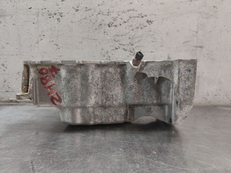 Recambio de carter para infiniti q30 1.5 d referencia OEM IAM A6070140200  