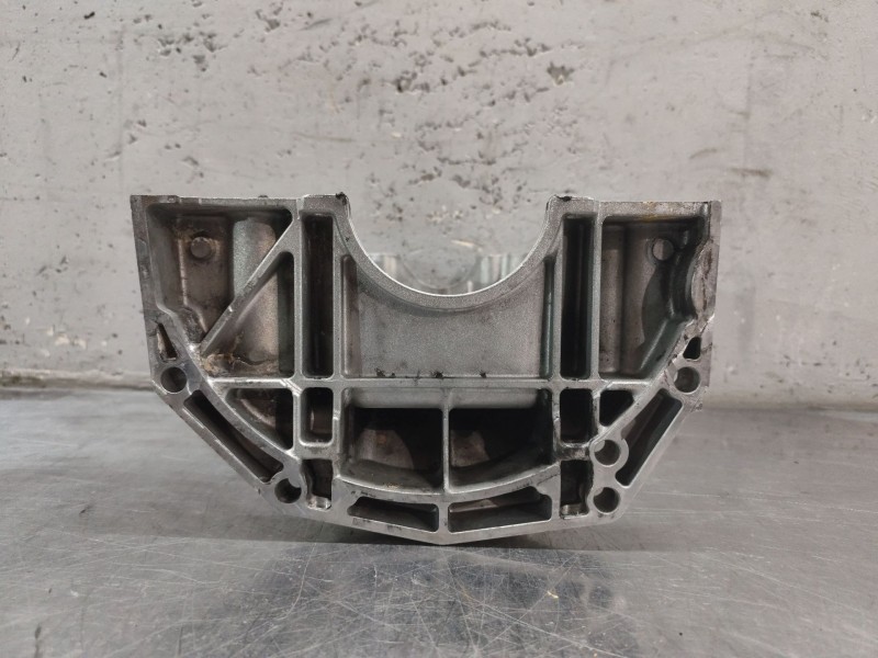 Recambio de carter para infiniti q30 1.5 d referencia OEM IAM A6070140200  