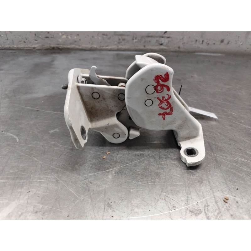 Recambio de bisagra puerta delantera izquierda para renault trafic iii furgoneta (fg_) 2.0 dci 120 (fgmn) referencia OEM IAM   