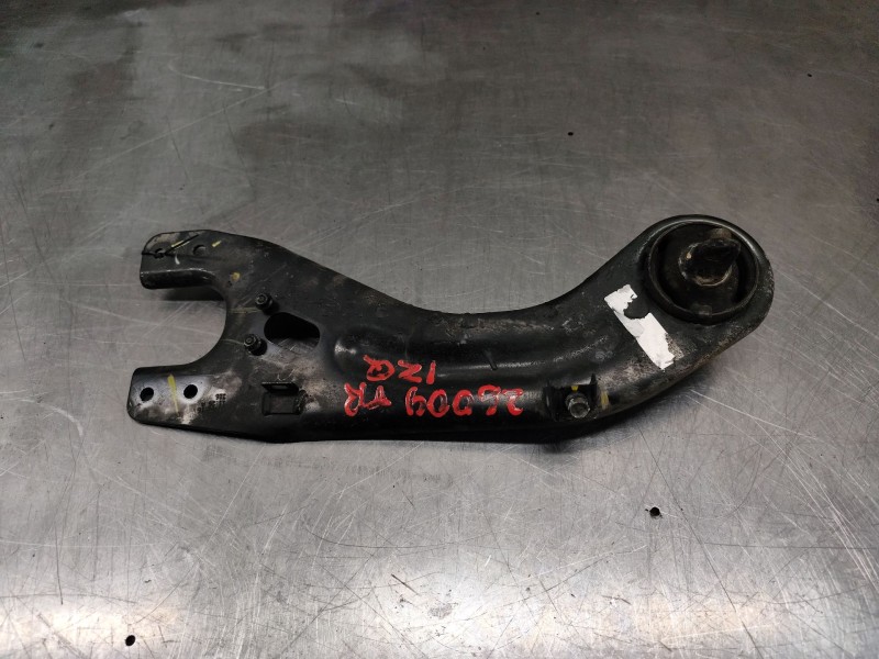 Recambio de brazo suspension inferior trasero izquierdo para hyundai i30 (gd) 1.6 crdi referencia OEM IAM   