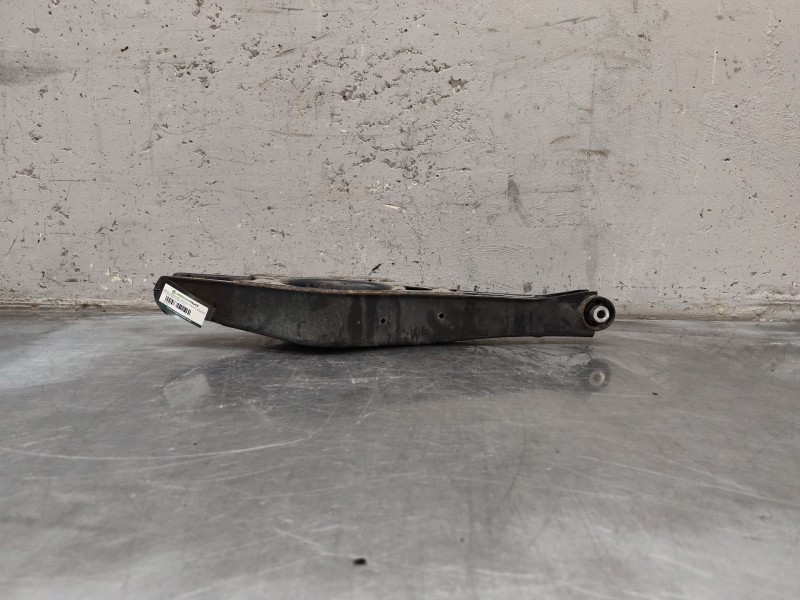Recambio de brazo suspension inferior trasero izquierdo para volkswagen golf vi (5k1) 2.0 tdi referencia OEM IAM   