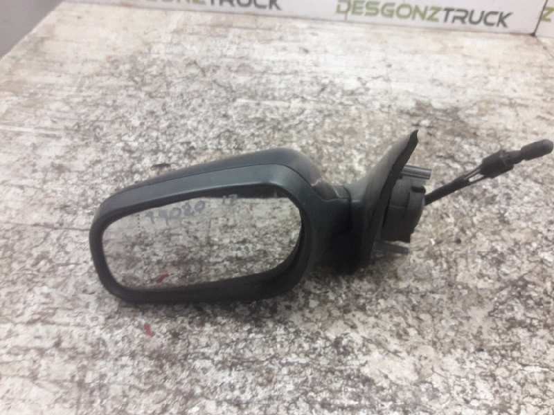 Recambio de retrovisor izquierdo para citroen xsara berlina 1.6 16v tonic referencia OEM IAM  MANUAL 