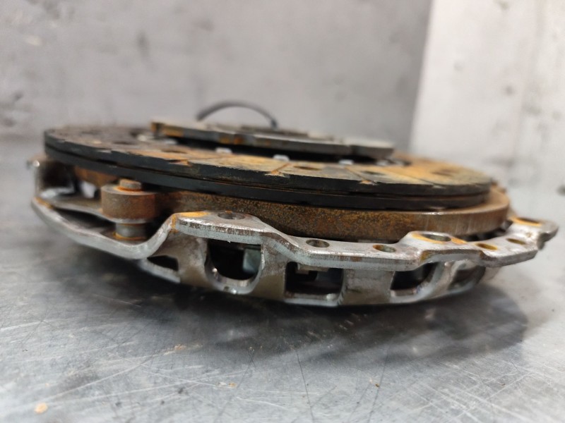 Recambio de kit embrague para bmw 1 (e81) 118 d referencia OEM IAM 324063910  