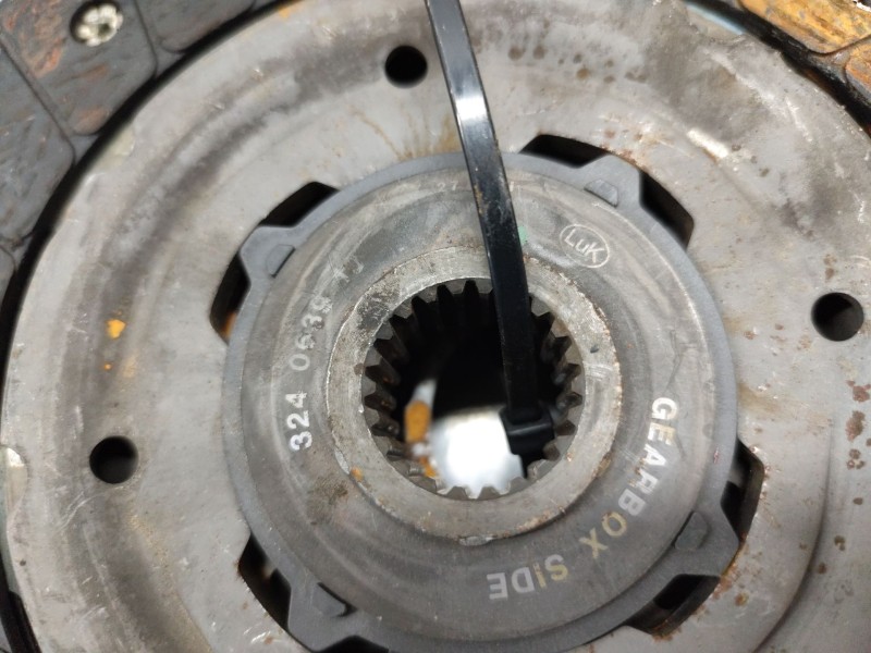 Recambio de kit embrague para bmw 1 (e81) 118 d referencia OEM IAM 324063910  