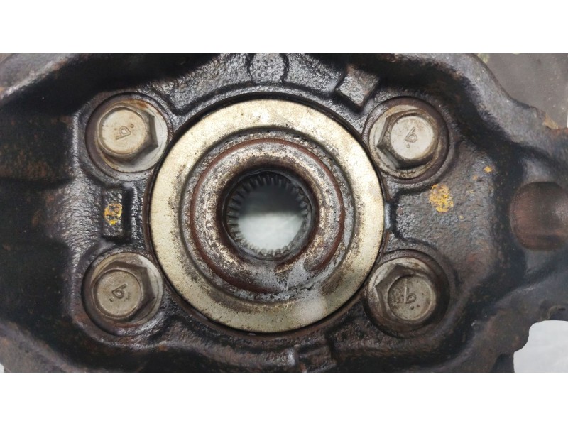 Recambio de mangueta delantera derecha para nissan x-trail ii (t31) 2.0 dci 4x4 referencia OEM IAM   