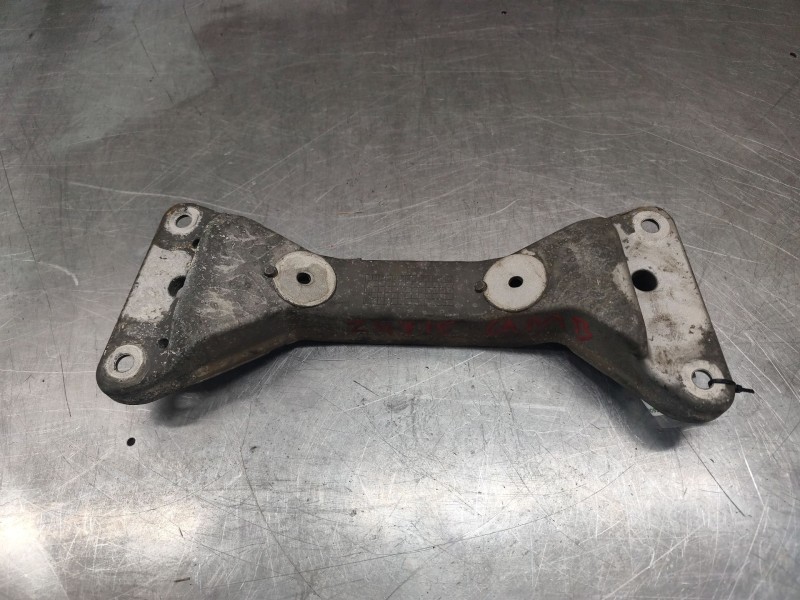 Recambio de soporte cambio para bmw 3 (f30, f80) 318 d xdrive referencia OEM IAM 22316796605  