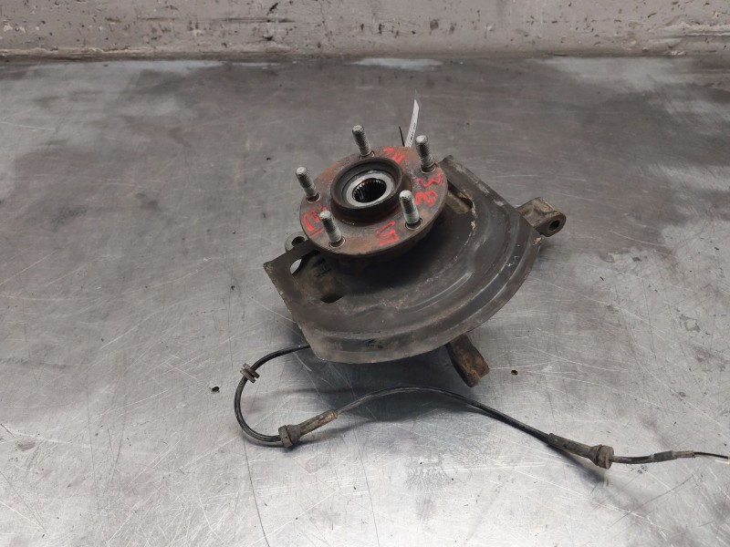 Recambio de mangueta delantera izquierda para nissan x-trail ii (t31) 2.0 dci 4x4 referencia OEM IAM   