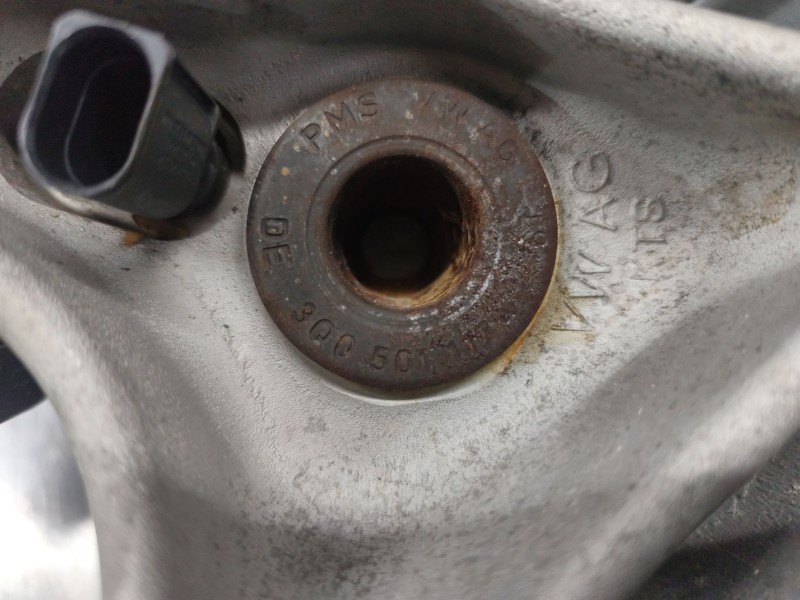 Recambio de mangueta trasera derecha para audi q3 (f3b) 35 tdi quattro referencia OEM IAM   