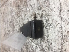 Recambio de boton antiniebla para nissan serena (c23m) 2.0 slx diesel referencia OEM IAM  4 PINS 