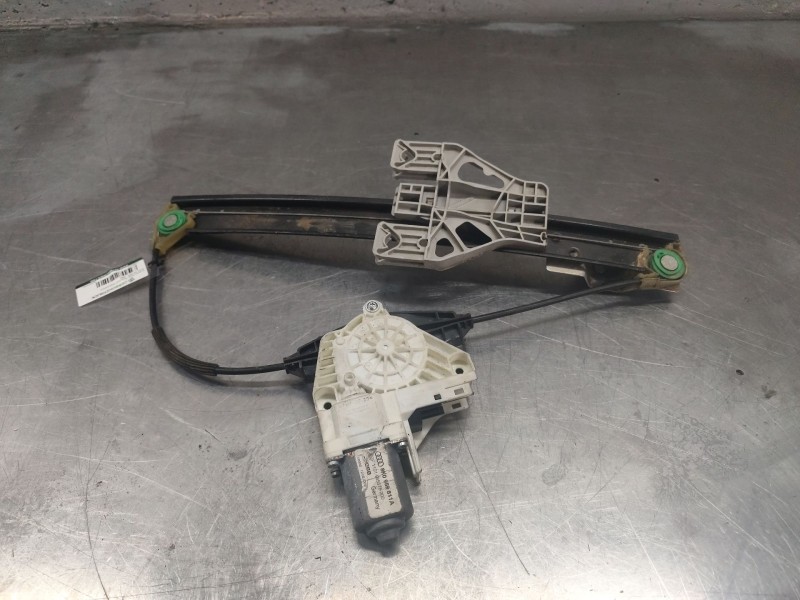 Recambio de elevalunas trasero izquierdo para audi a4 ber. (b8) básico referencia OEM IAM 8K0839461  