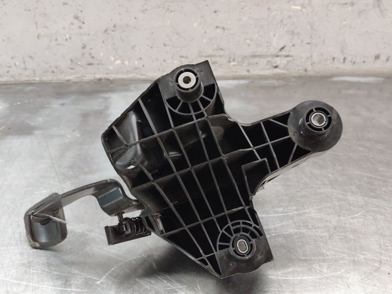 Recambio de pedal embrague para renault trafic iii furgoneta (fg_) 2.0 dci 120 (fgmn) referencia OEM IAM 14017095  
